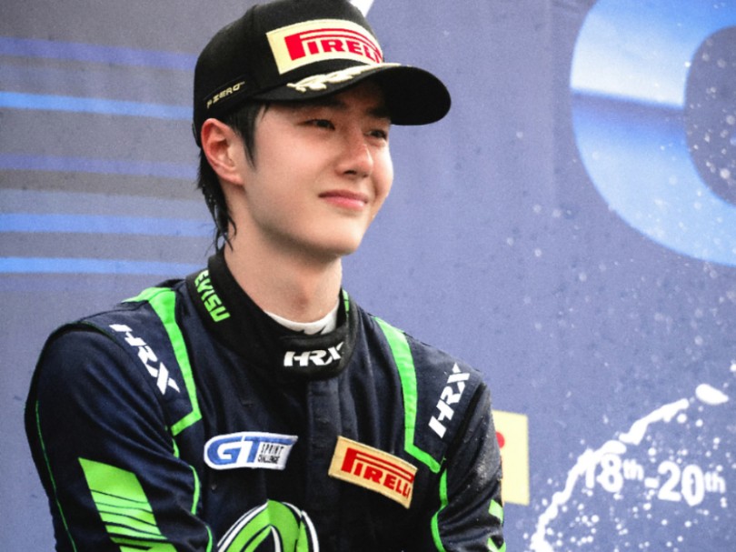 方骏宇|王一博珠海gt3赛车夺冠!