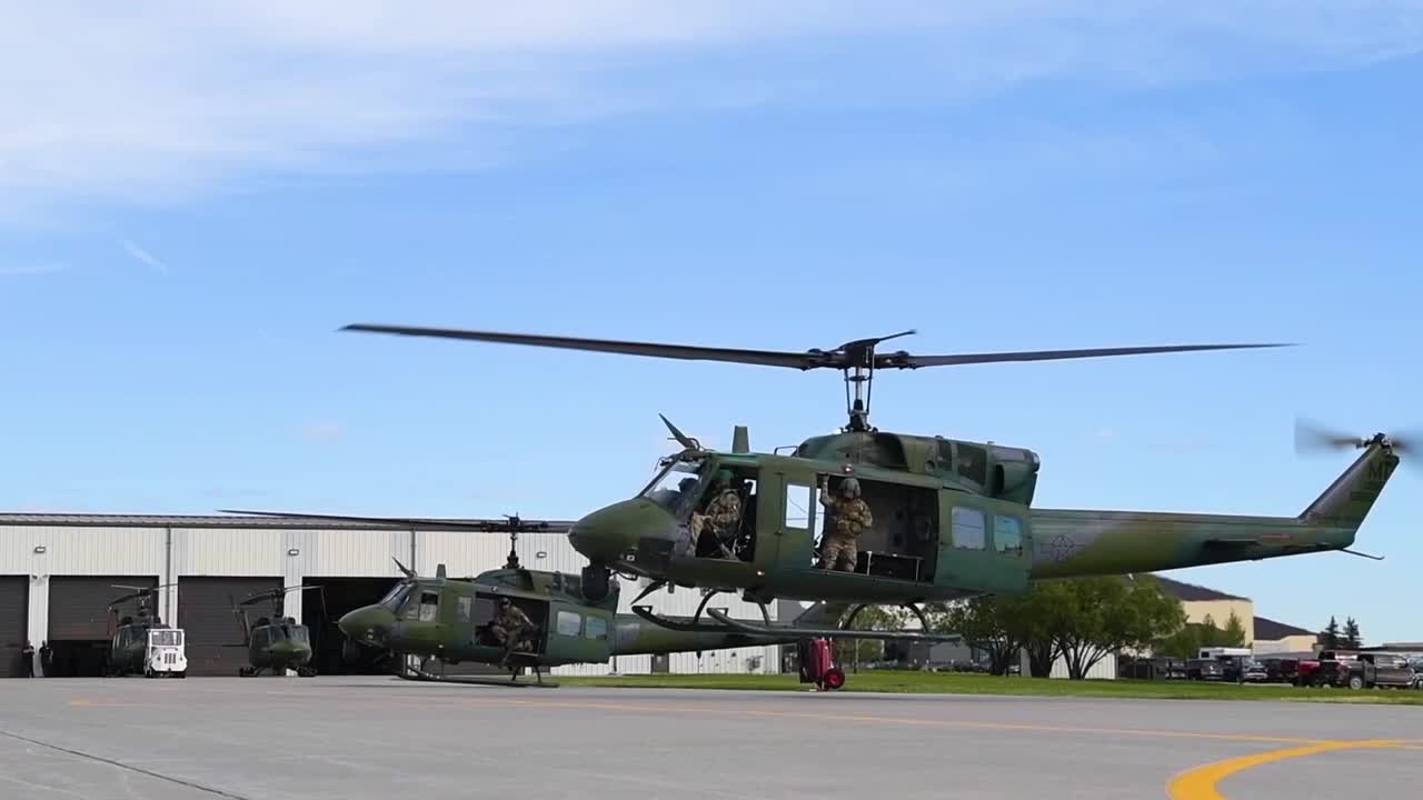 第40直升机中队uh-1n休伊_cut_1_autoitx_20210511212859130_1cut3