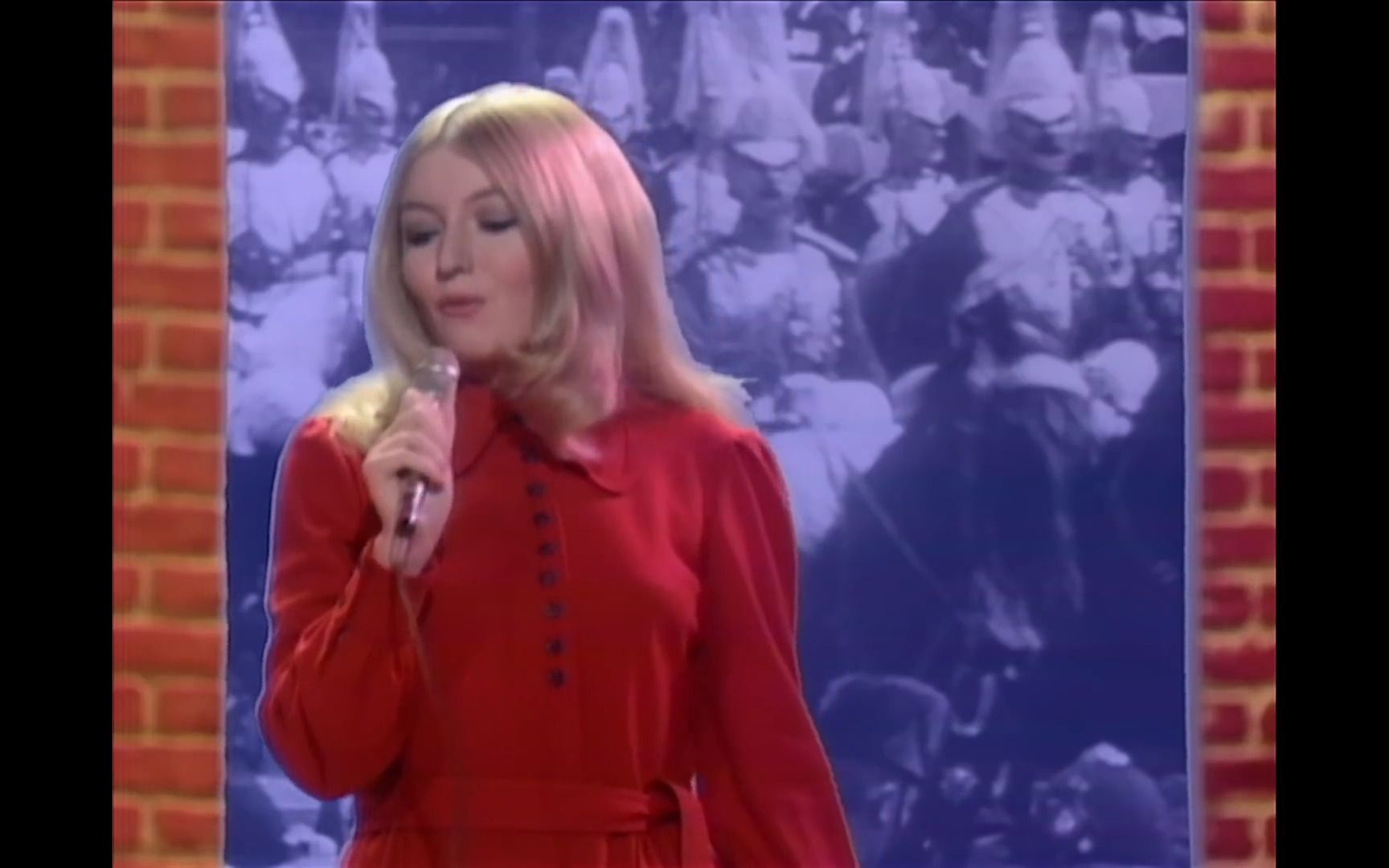 [图]【有些熟悉的老旋律】Those Were The Days——英国女歌手Mary Hopkin1968年美国打单现场