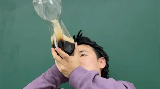 【脱缰凯Kk】更新了一条视频，快来围观！