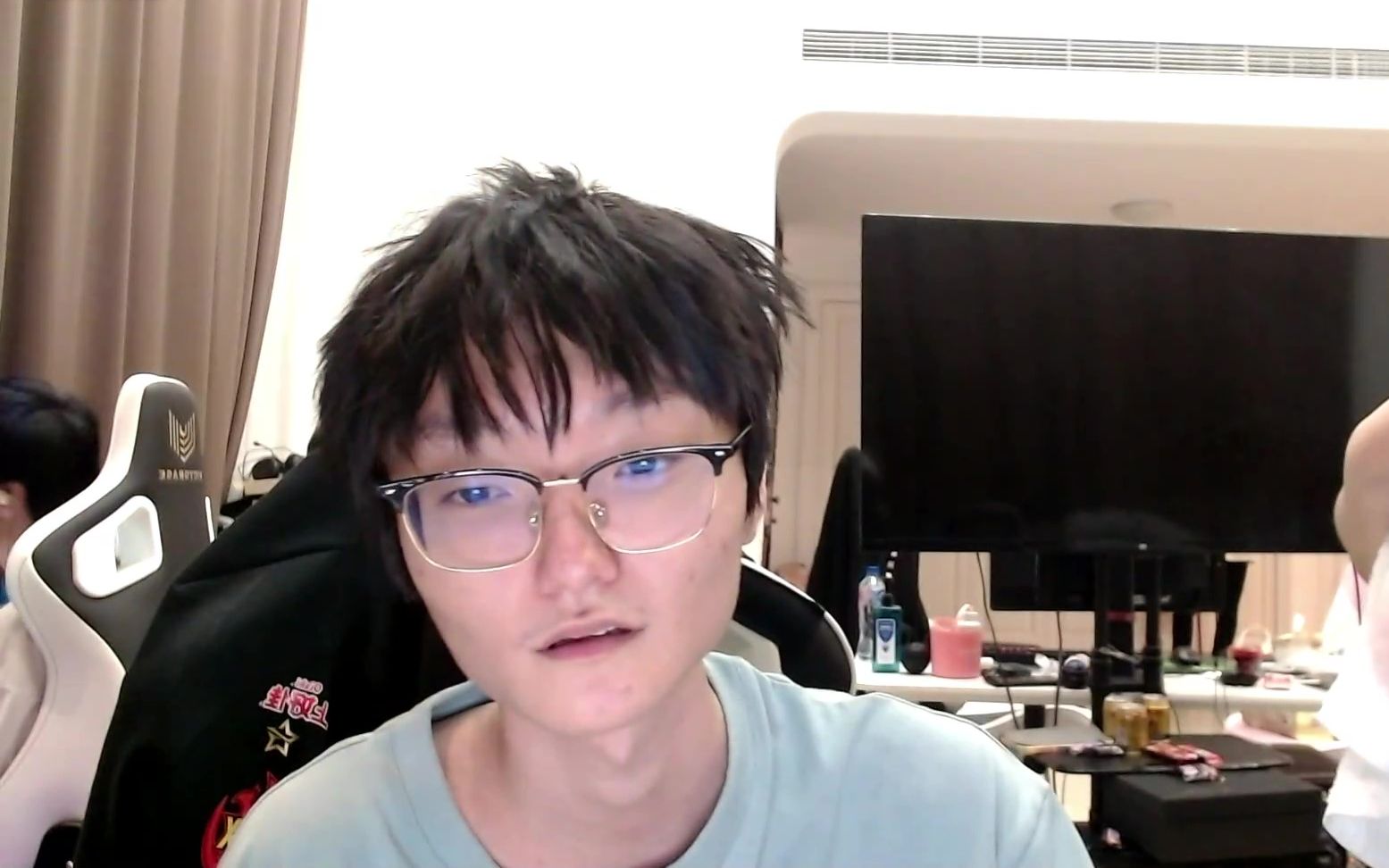 fpxtian20200505晚直播5月5号1900fpx冠军皮肤首秀这次是真的皮肤首秀