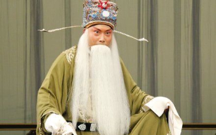 【up原创】京剧未央宫 尊一声相国听端的 裴咏杰(徐小卓爱京剧编辑)