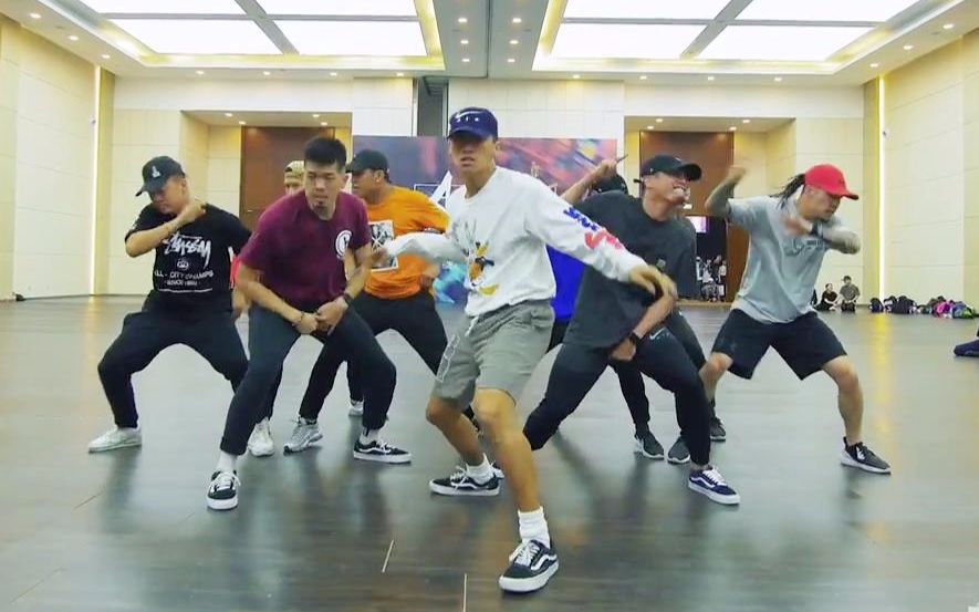 [图]【Kinjaz】Keone帅到掉渣超强编舞Betta Watch Yo Self