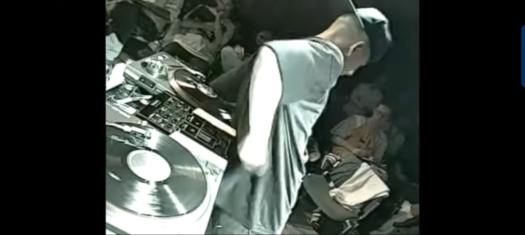 [图]DJ Tommy-1997 DMC world Championships