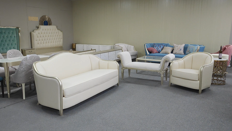 美克美家榉木香槟色三人沙发组合真皮软靠实木沙发