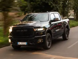 Télécharger la video: 【2024道奇Ram 1500 Laramie 暗夜版】2024 Ram 1500 Laramie Night Edition