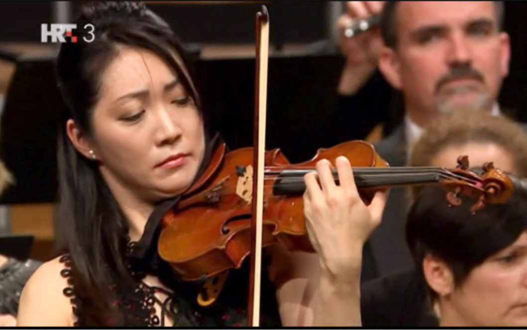 [图]诹访内晶子 & 普罗科菲耶夫-D大调第一小提琴协奏曲｜Akiko Suwanai & Prokofiev-Violin Concerto in D major