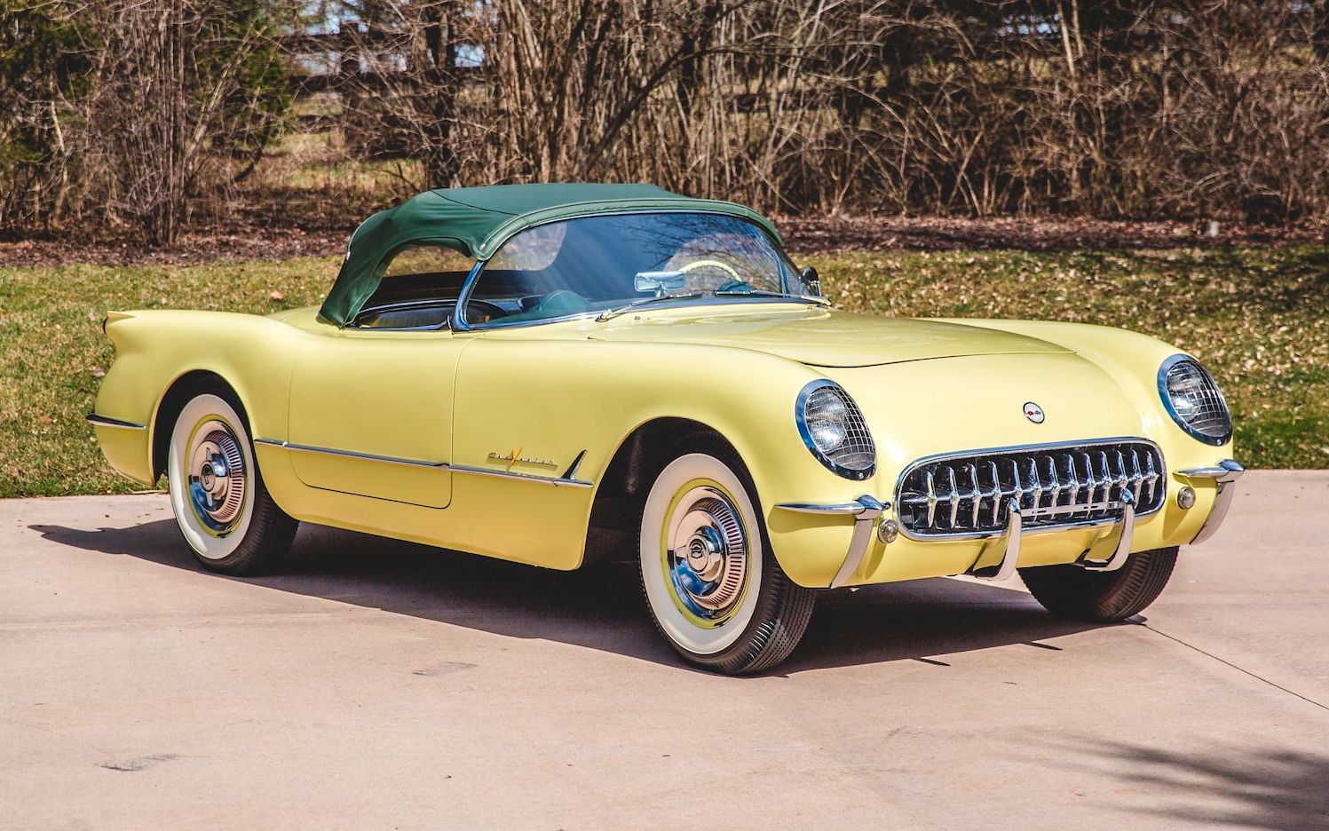 [图]50年代传奇跑车- 1955 克尔维特(Corvette) C1 此色在当年仅生产120辆