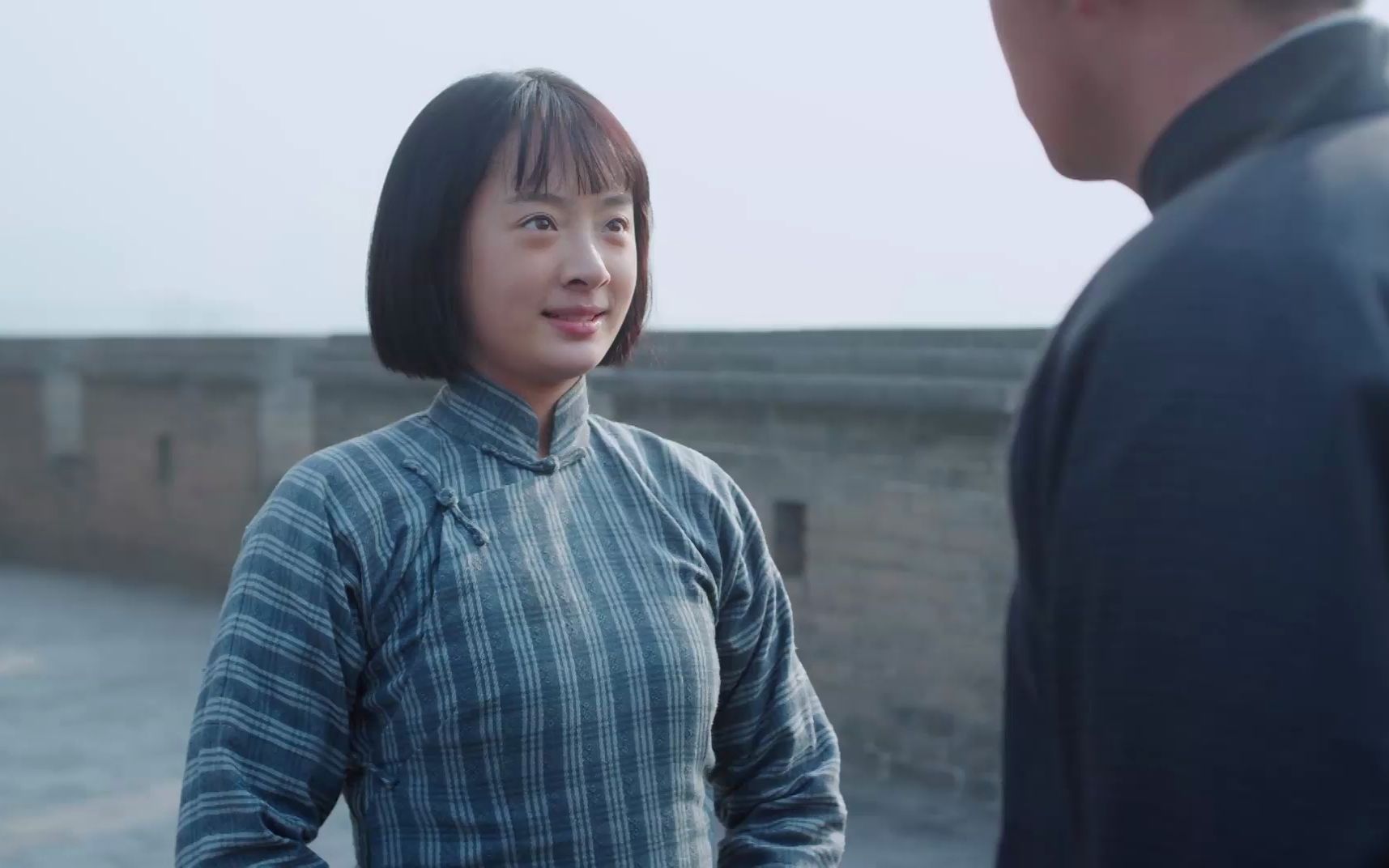 白灵兴高采烈见鹿兆鹏,却被他一顿数落,白灵被他伤了心