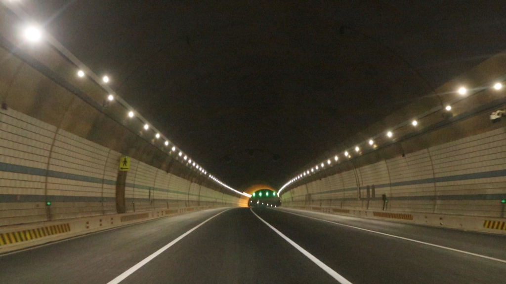 大连渤海大道,这路你就跑吧,别睡着就行