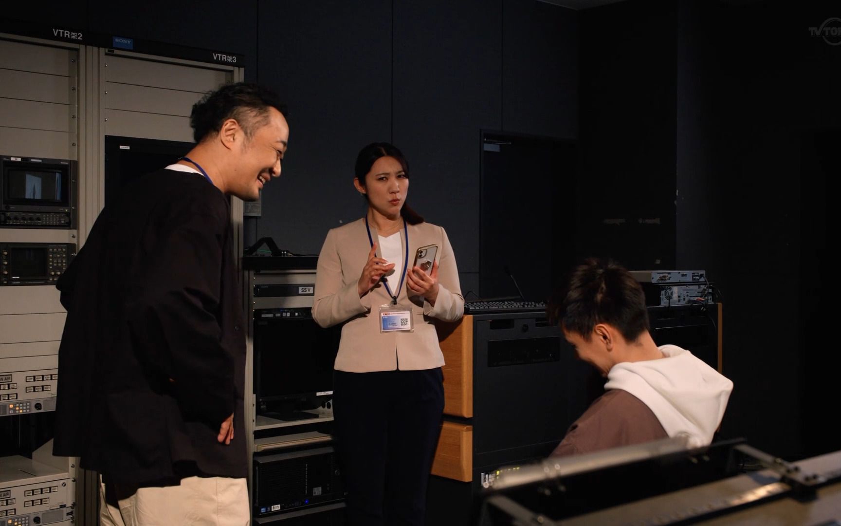 布莱泽名场面】怪兽报道的幕后!电视台场面3 塔加努拉 列维拉