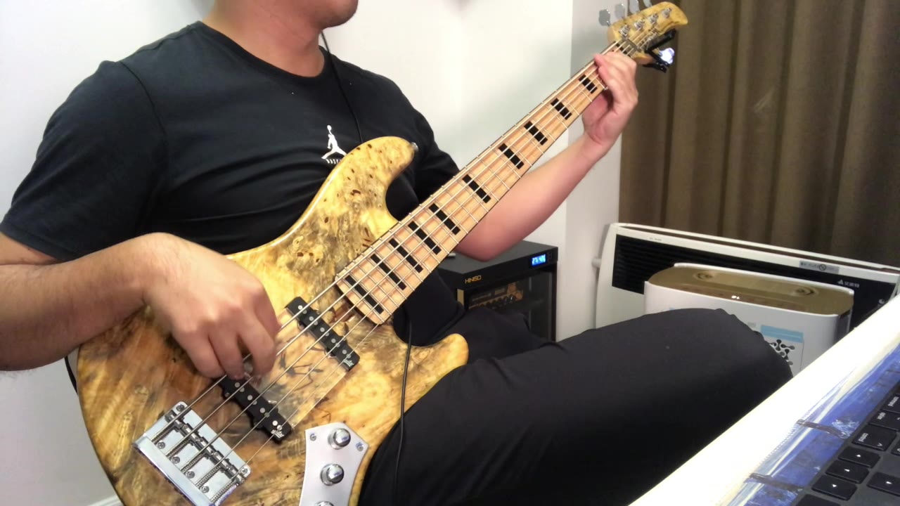 胖虎弹贝斯-伴奏2