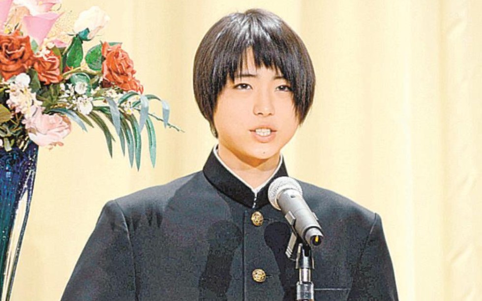 14岁日本美少年井手上漠获奖演讲:愿每个人都能活出真正的自我(中日
