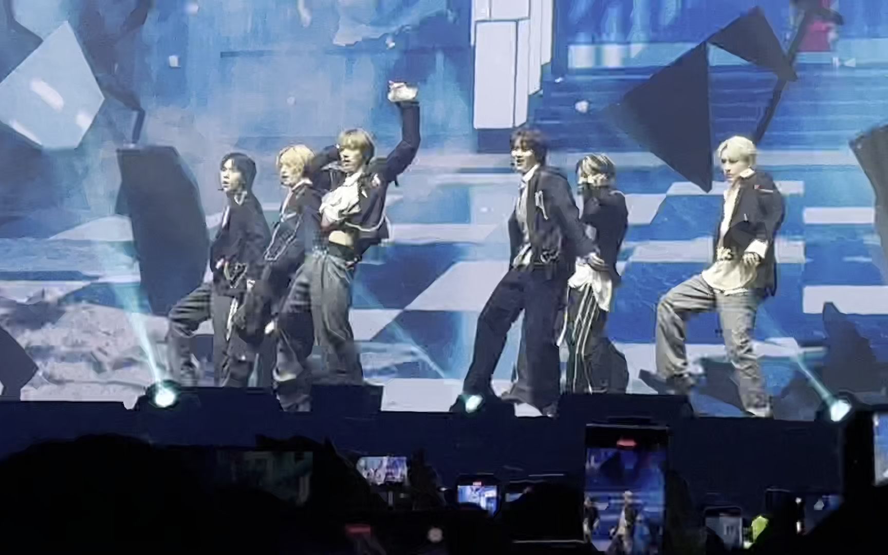 「wayv」「威神v」【on my youth】showcase in