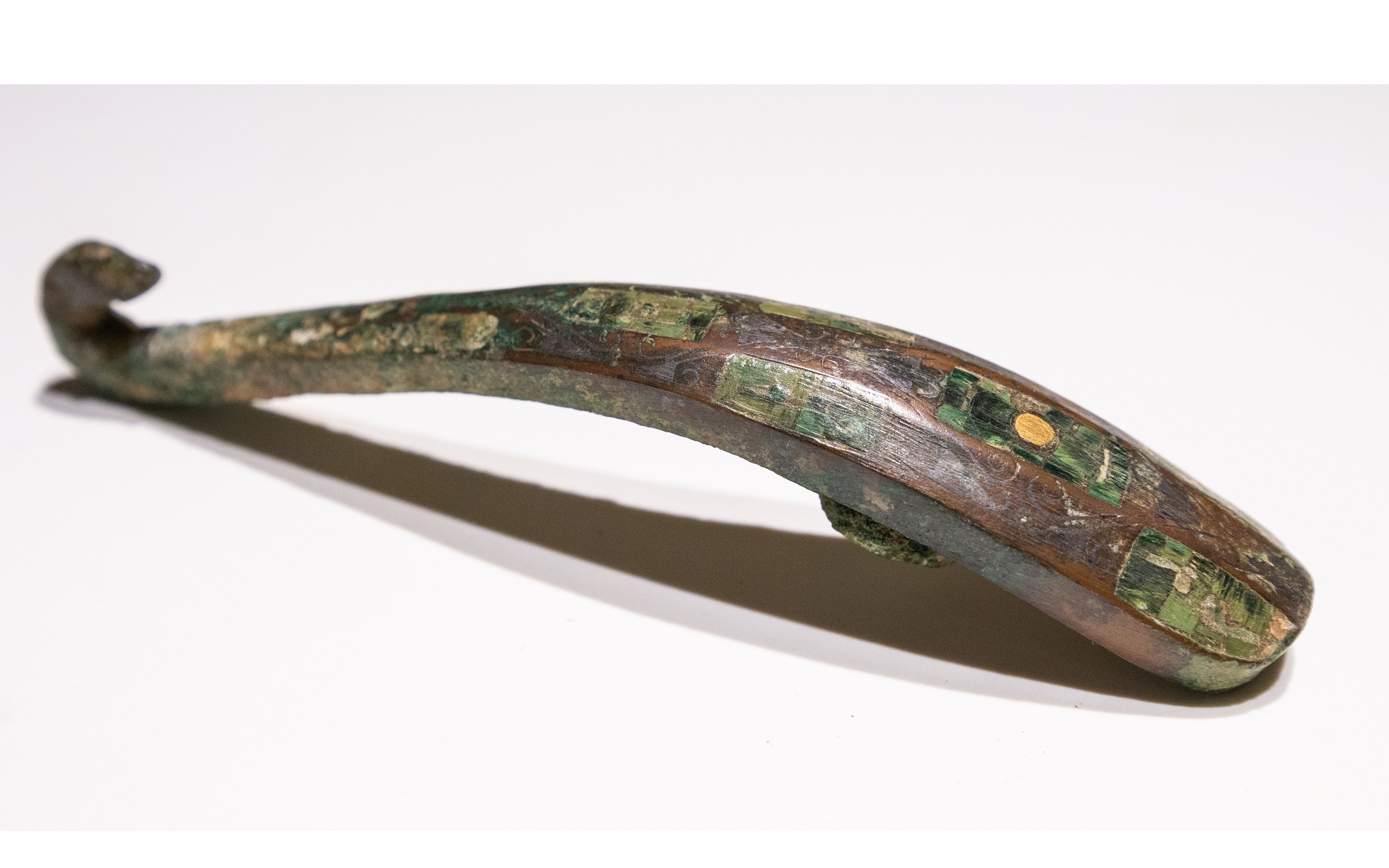 春秋战国"绿松石错金银带钩"_哔哩哔哩 (゜-゜)つロ 干杯~-bilibili