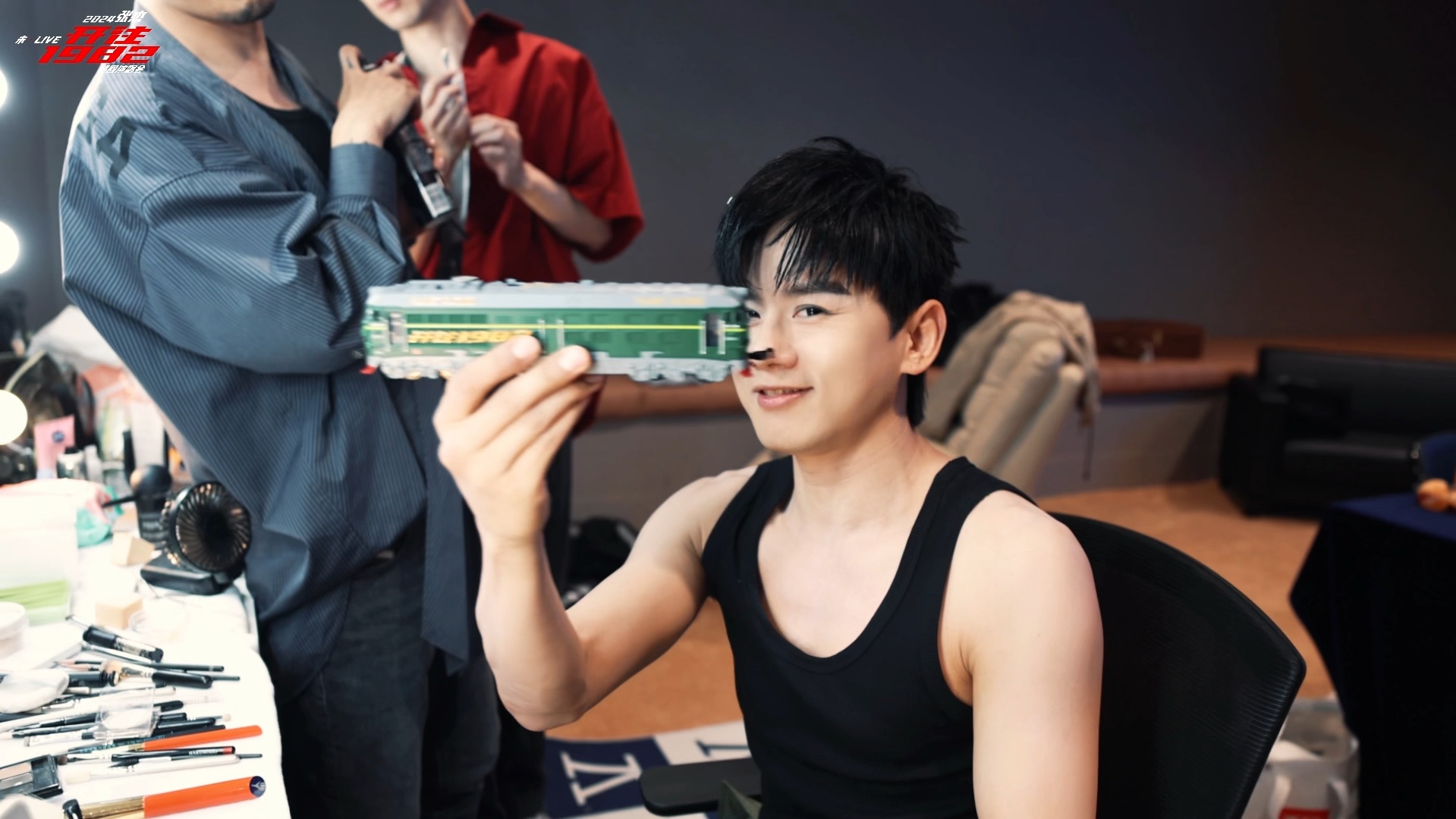 【张杰】「未live开往1982」独家《幕后专访》你想知道的这里都有