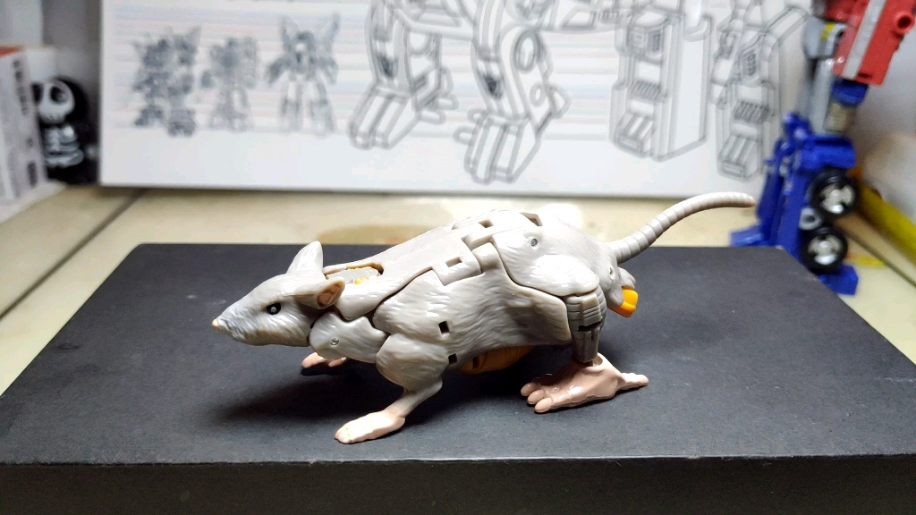 模玩随性聊 变形金刚王国核心级老鼠勇士