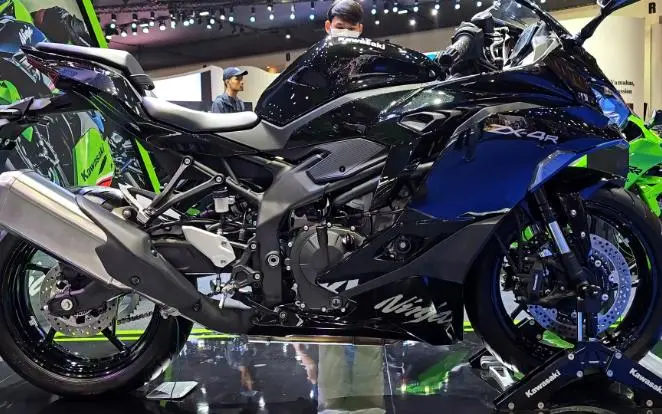 2023款川崎忍者ZX-4R STD金属火花黑色_哔哩哔哩_bilibili