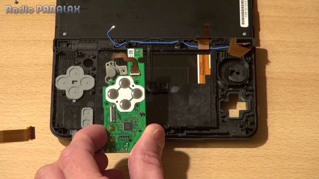 新小三new3ds拆机