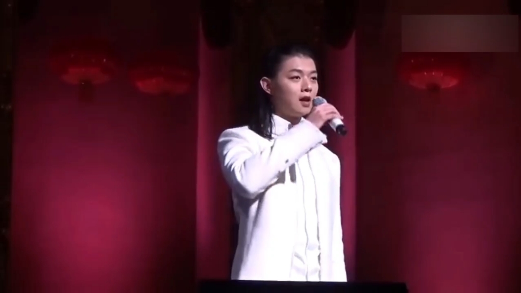 福满温城,羊年春晚霍尊受邀在温哥华奥芬剧院演唱《卷珠帘》《茉莉花