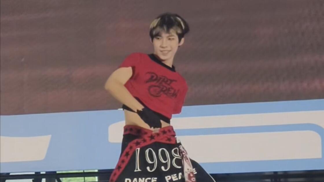 【栖見】《fire dance》！全网首个男生小豆位火舞！_哔哩哔哩_bilibili