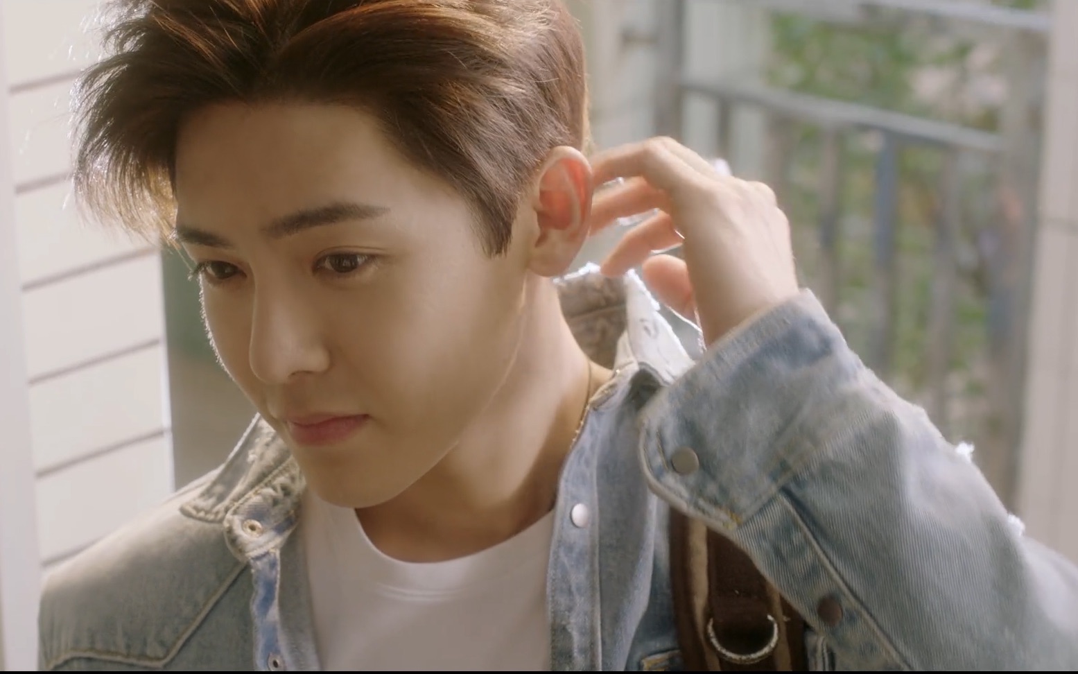 人不彪悍枉少年花彪侯明昊心动瞬间超甜笑容混剪1