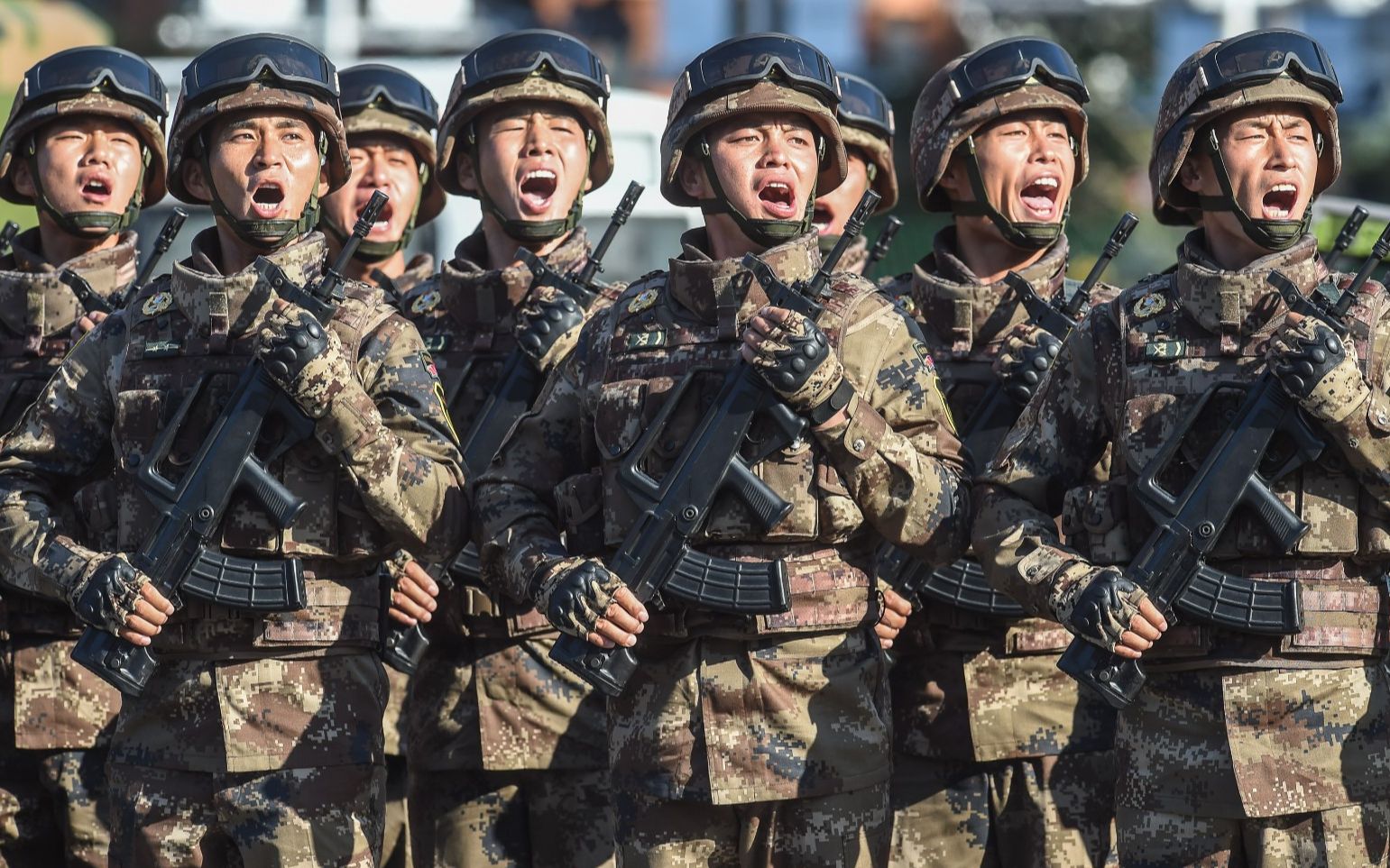 2018解放军征兵宣传片主题曲青春不一样