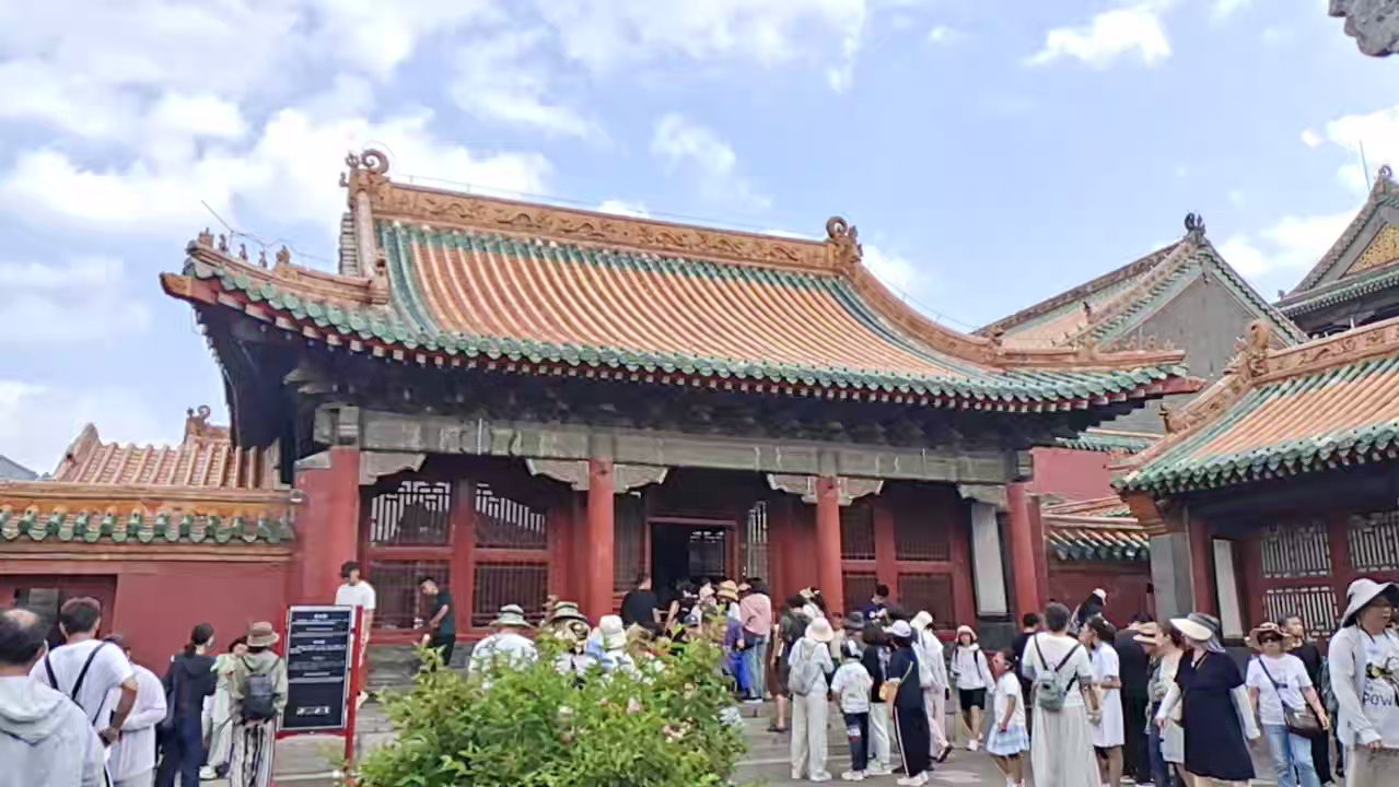 《我在沈阳故宫尘世闲游》