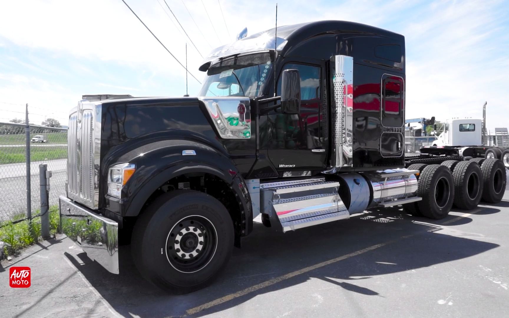 肯沃斯kenworth2020款w990外观内饰展示