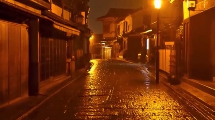 [图]“已觉秋窗秋不尽，那堪风雨助凄凉。”