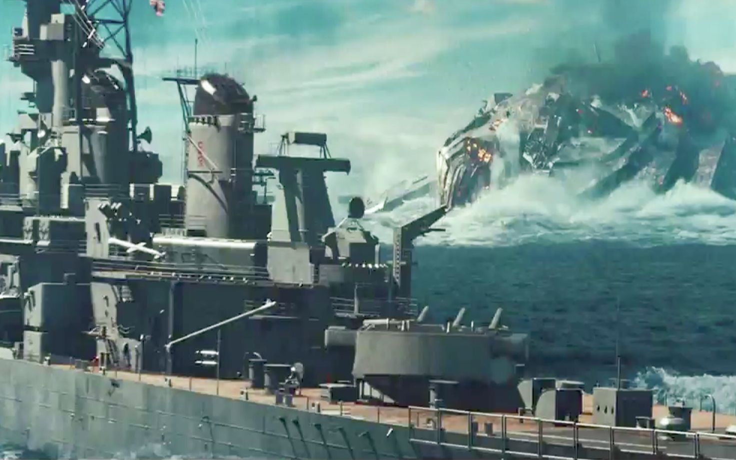 【大虫】五分钟看完科幻电影《超级战舰》