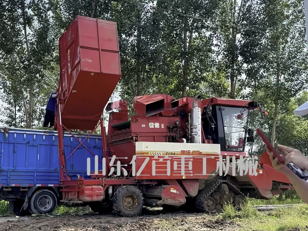 收割机改装防陷半链轨卸车