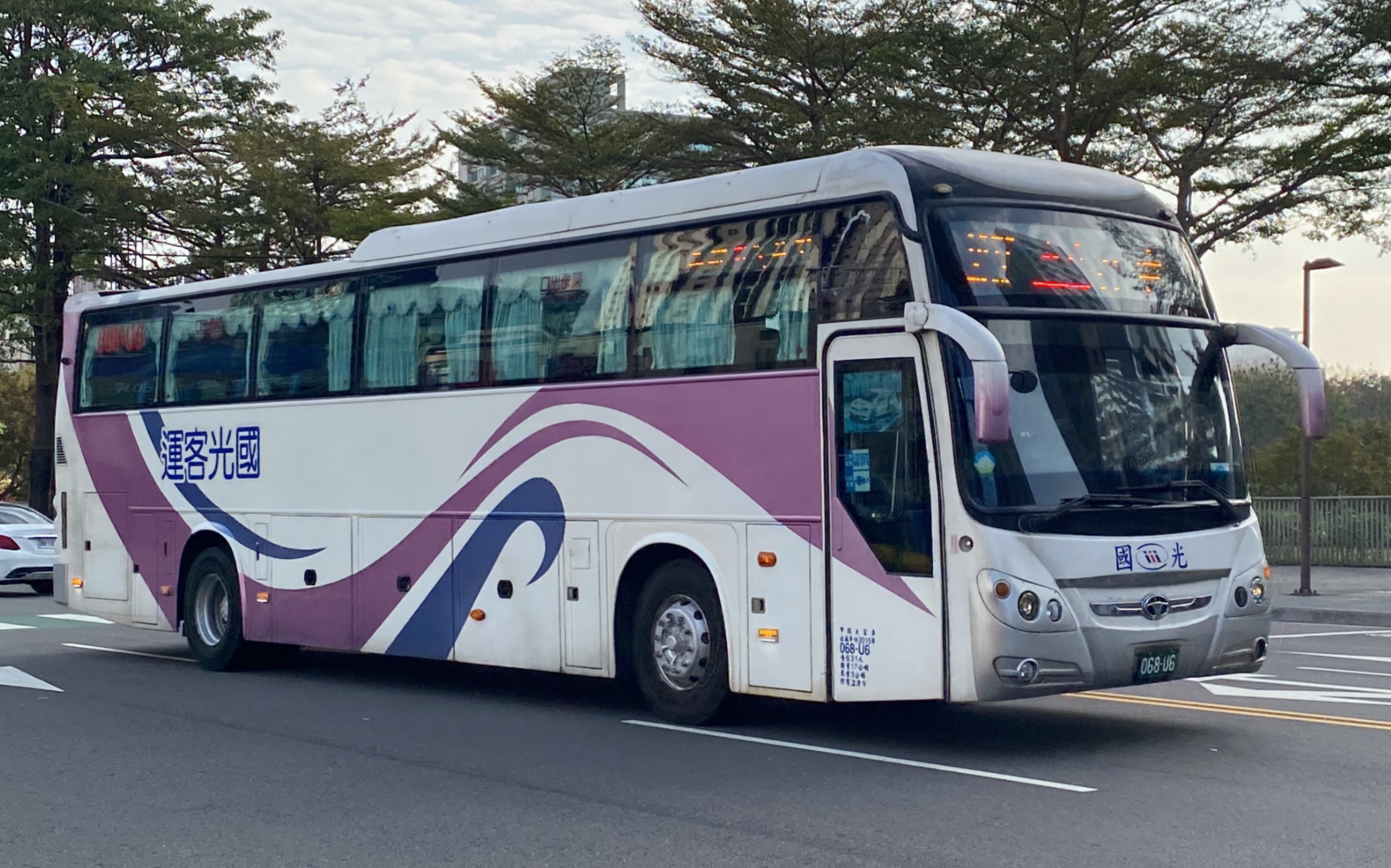 國光客運 daewoo國道巴士 1827路 068-u6