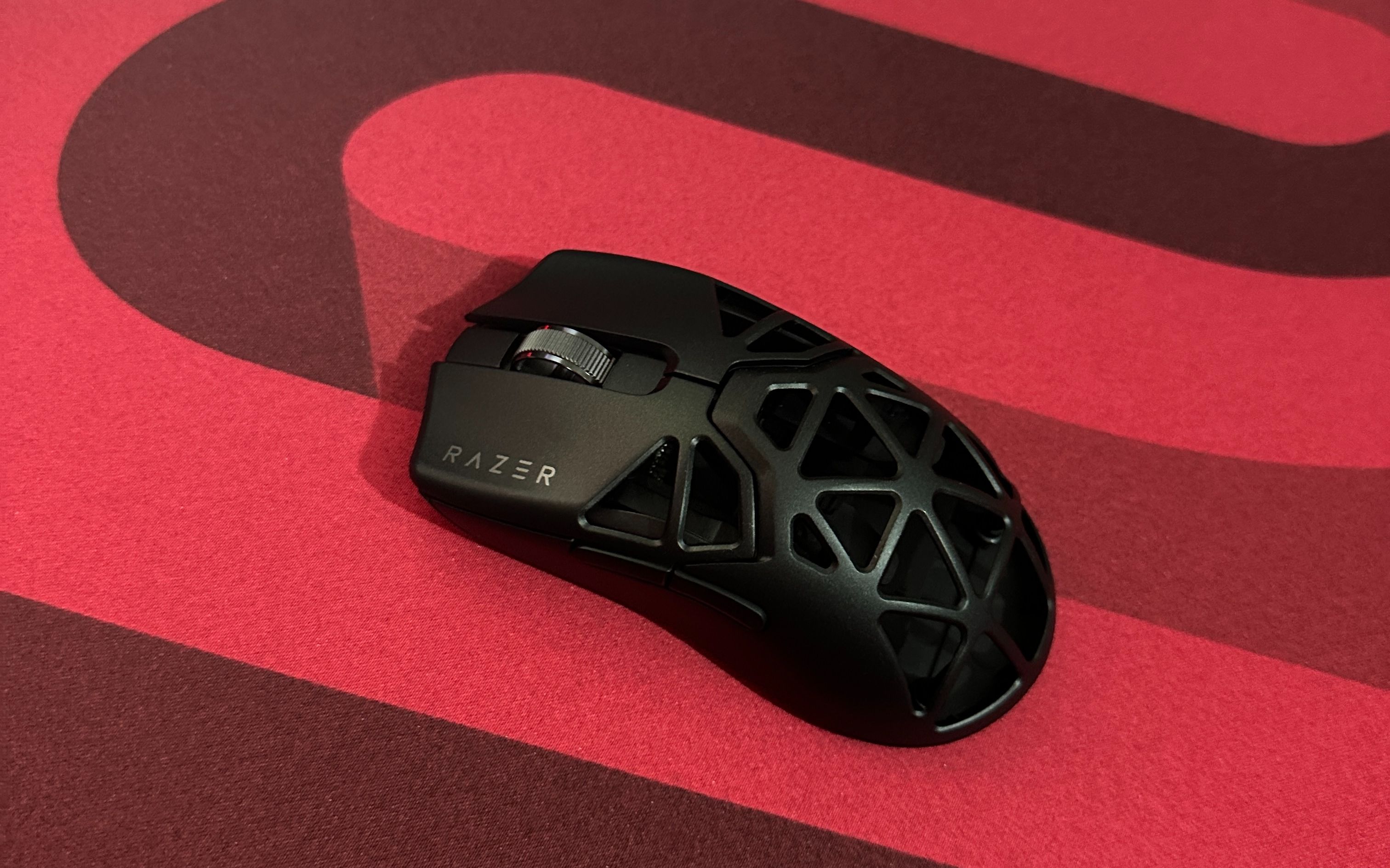 《地表最强鼠标》雷蛇毒蝰迷你signature edition开箱