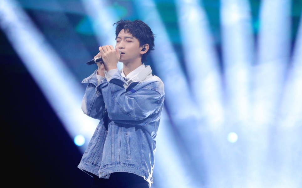 【凡宇felix】凡凡子的舞蹈混剪二_哔哩哔哩 (゜-゜)つロ 干杯~-bili