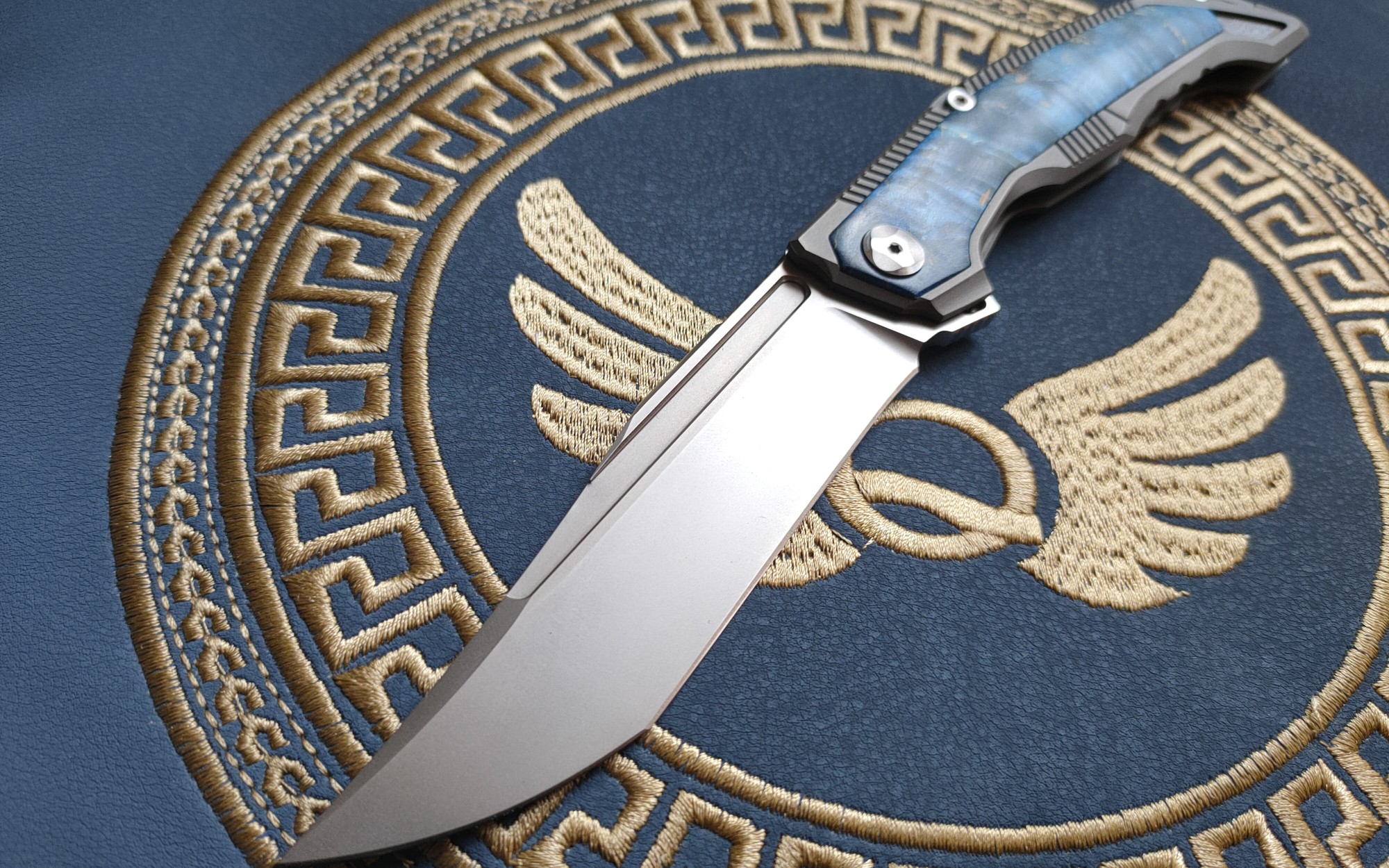 肥龙设沃土折刀edc算是有颜值但是