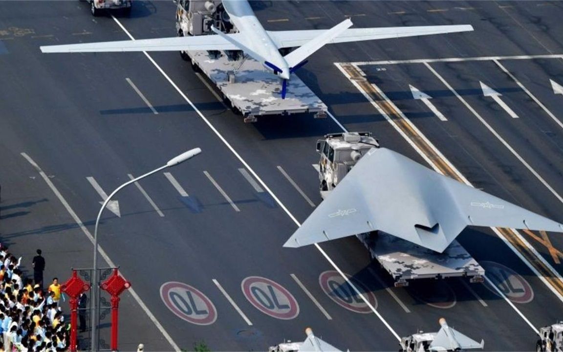 中国飞龙2远程作战无人机亮相可媲美美军b21