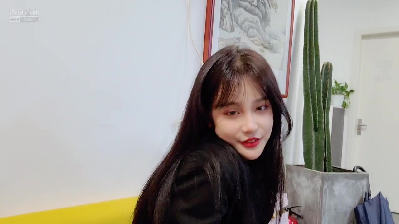 [直播].[超清].[户外].[洋气黄【18001】].[兰博基尼小姐姐].