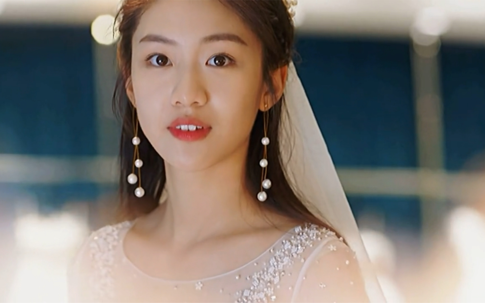 从校服到婚纱的爱情可以有多甜.#王安宇#向涵之