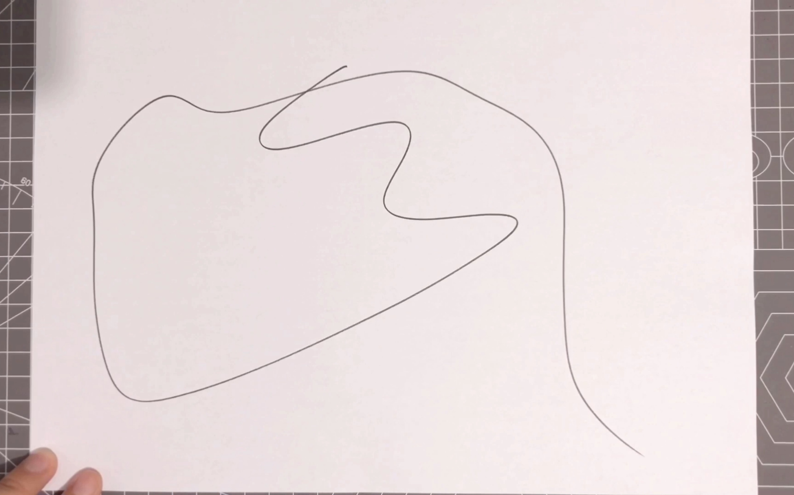 活动  【脑洞系列-02】随便画了一根线,你能想到接下去画什么?