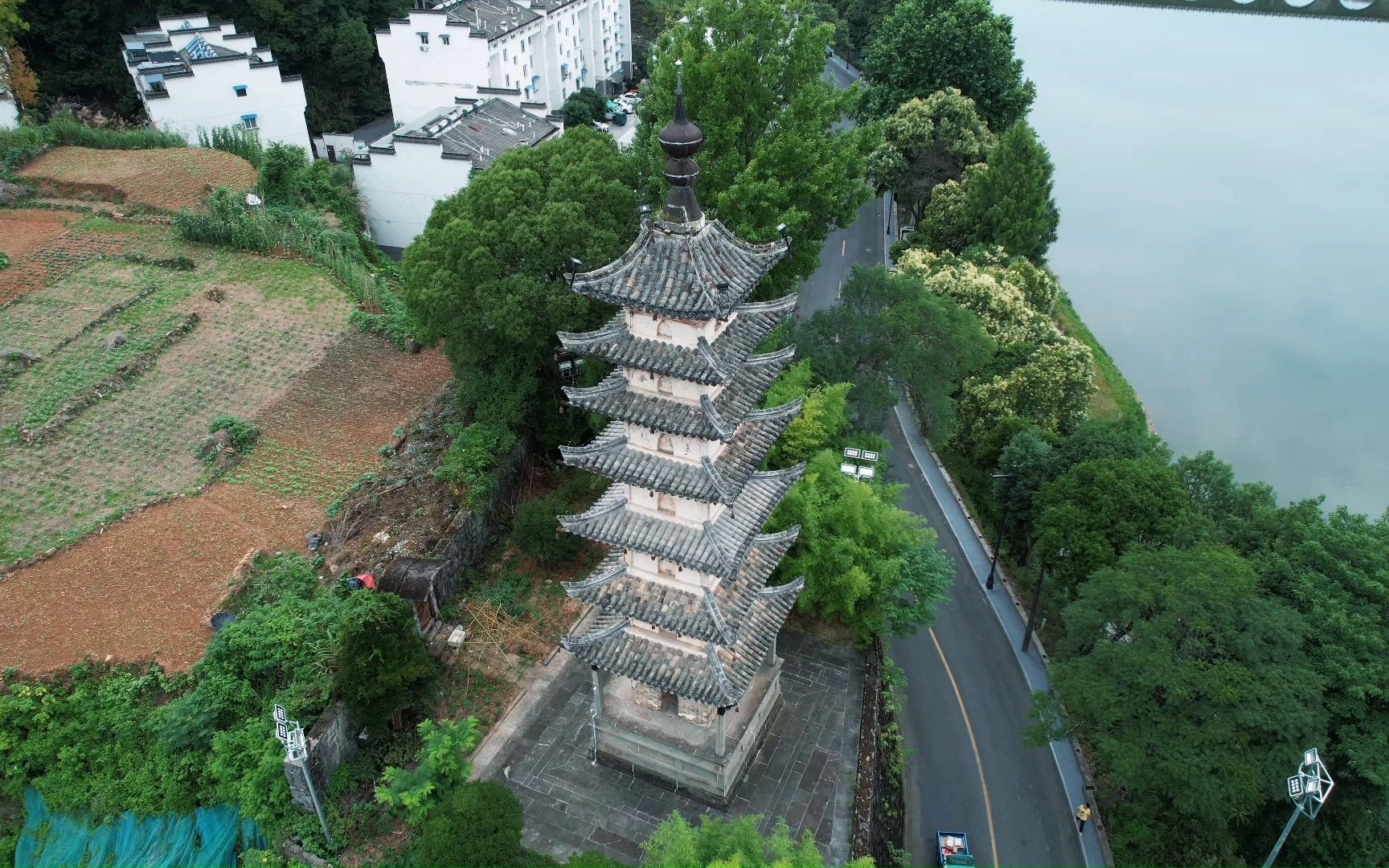 2022.06 歙县 航拍长庆寺塔[1080p]