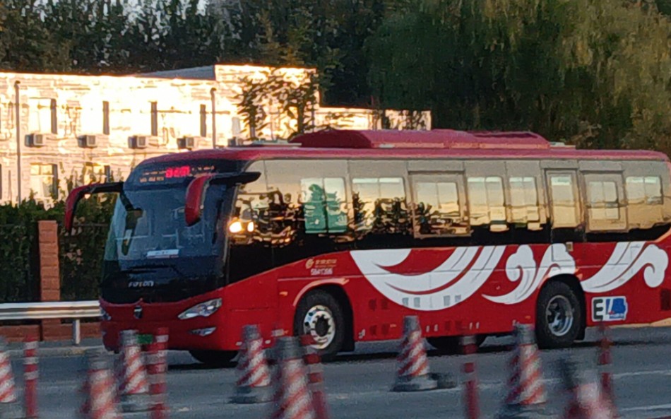 北京公交快专20路10米红色祥云柴混虫bj6107shevca-2,自编号:5841396