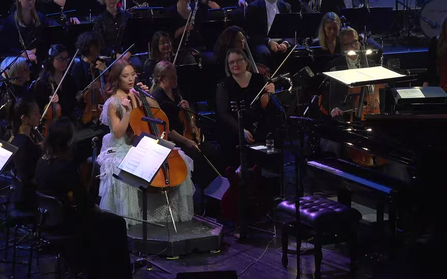 [图]Laufey & the Iceland Symphony Orchestra - I Wish You Love (Live at The Symphony)