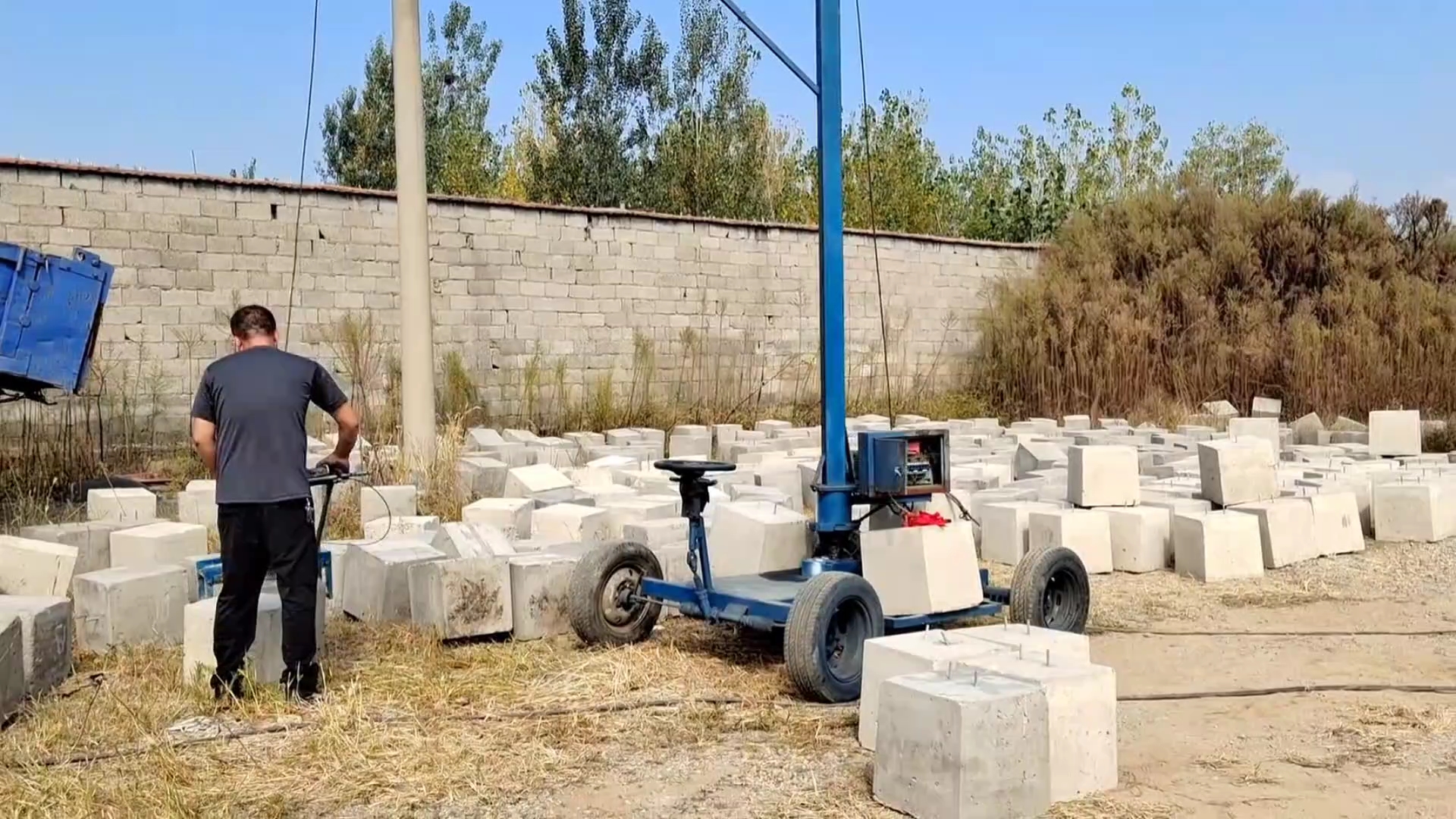 水泥制品码垛机装车机水泥光伏墩码垛机