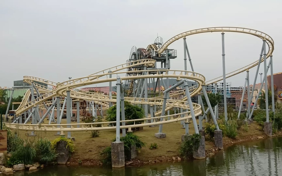 徐州乐园矿山车