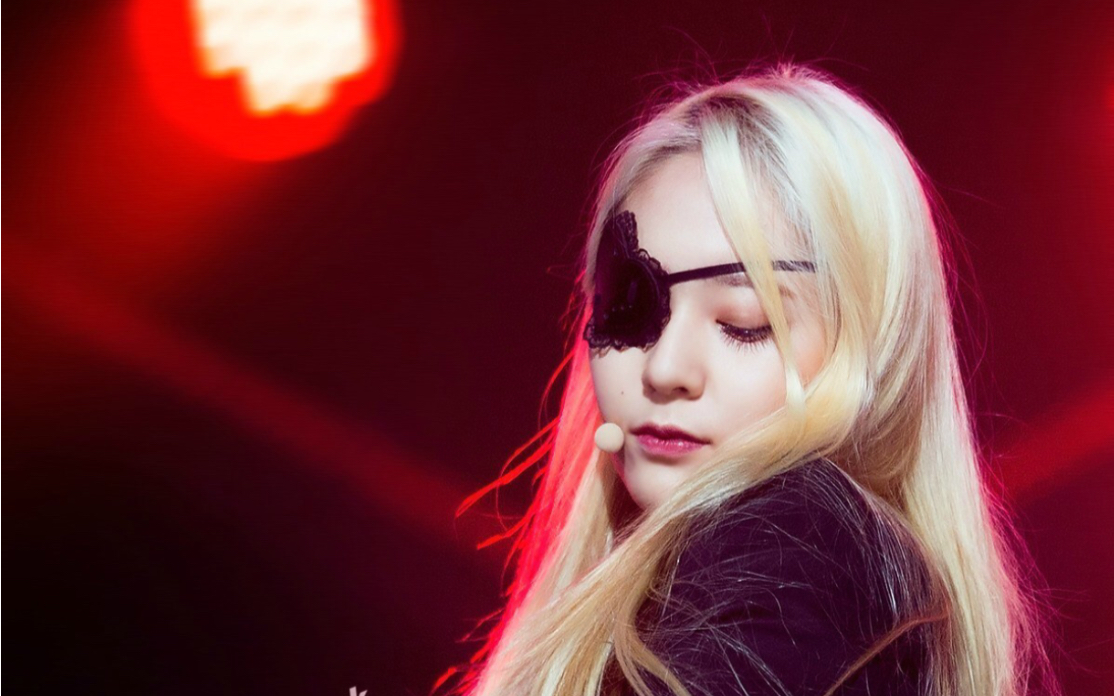 krystal郑秀晶fx金发秀晶超飒舞台个人混剪redlightmilkallnight踩点