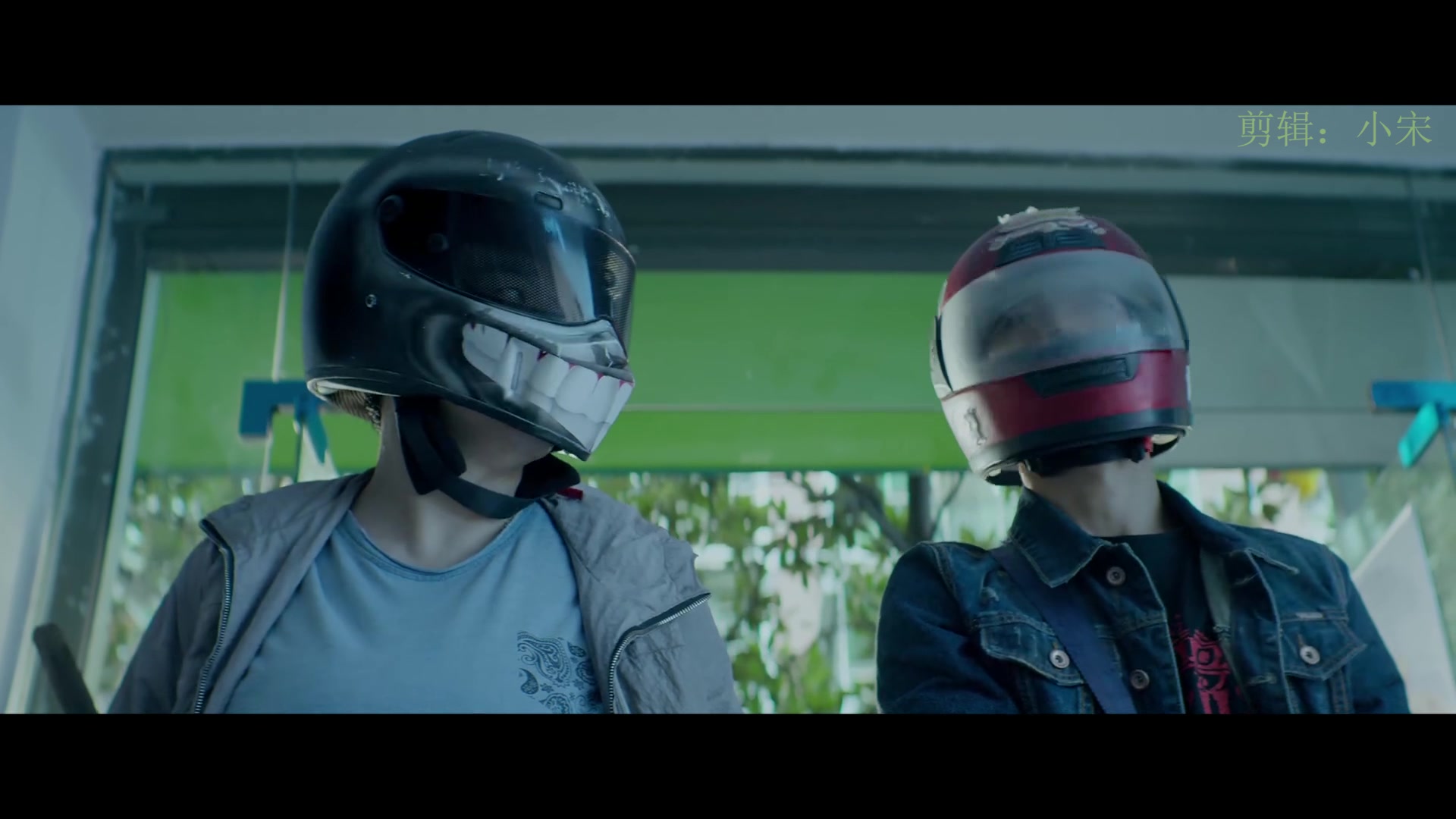 头盔侠搞笑四川话做大做强再创辉煌