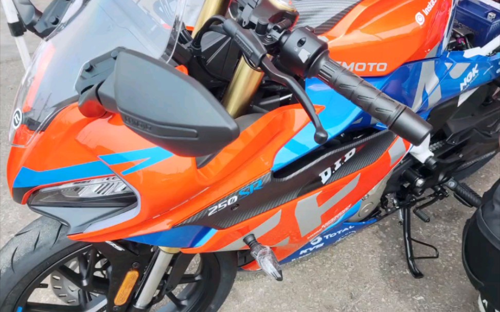 春风250sr火焰橙提车!_哔哩哔哩_bilibili