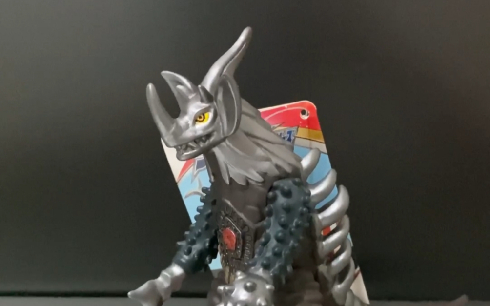 宇宙暴君,万代软胶泰兰特