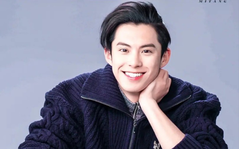 谁能拒绝王鹤棣的鲨鱼笑呢